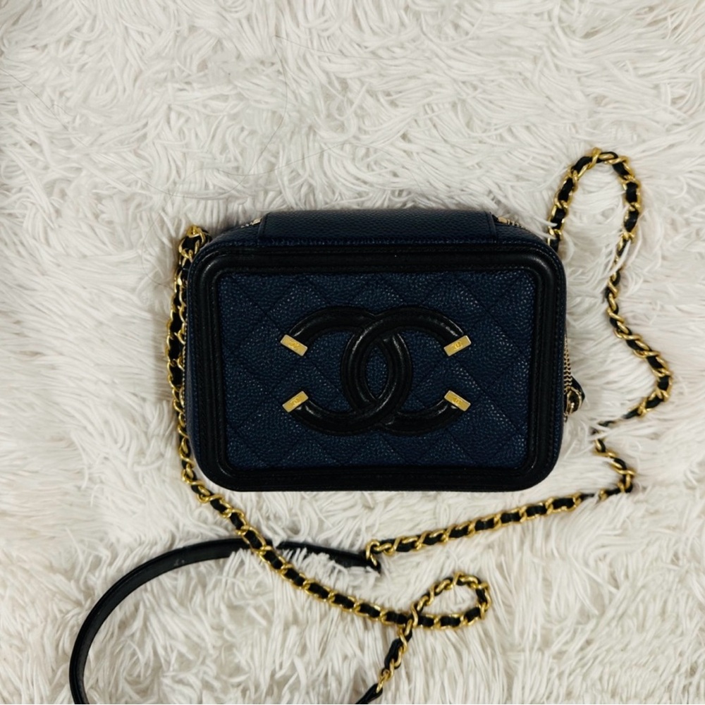 CHANEL Navy Blue Quilted Bag